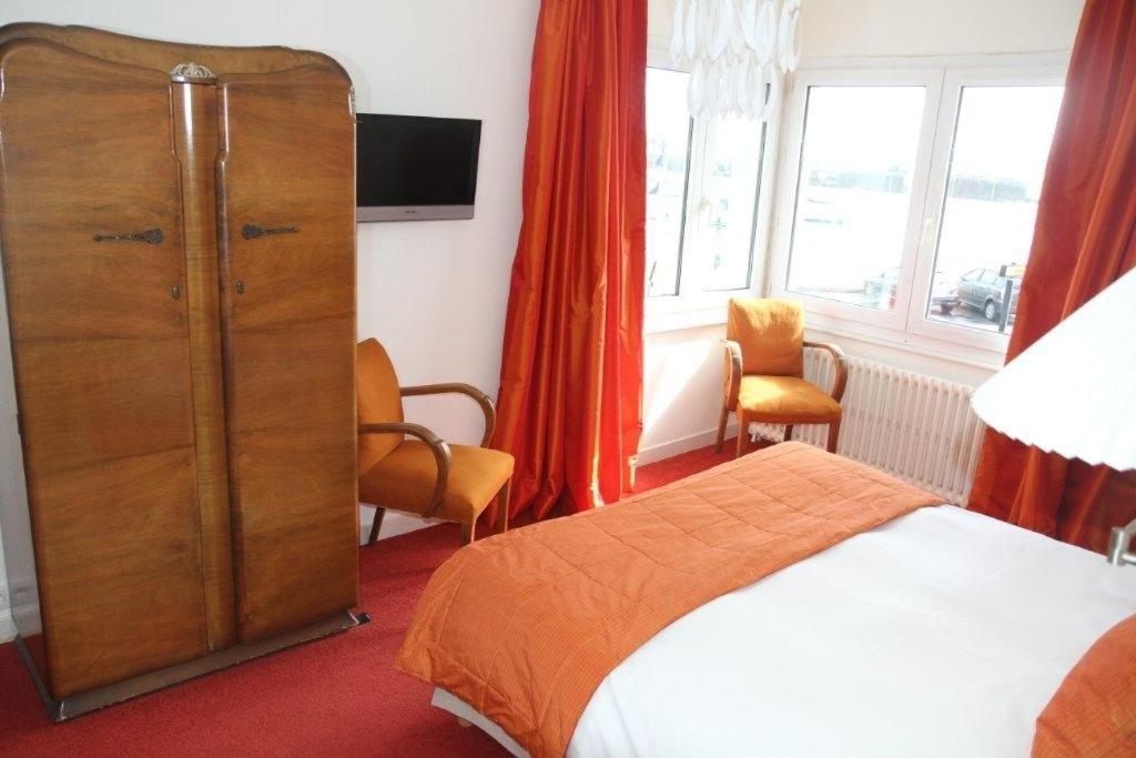 Hotel Le Suroit Perros-Guirec Room photo