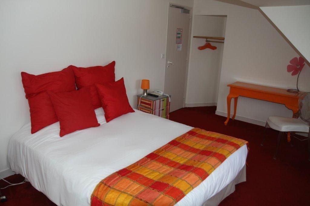 Hotel Le Suroit Perros-Guirec Room photo