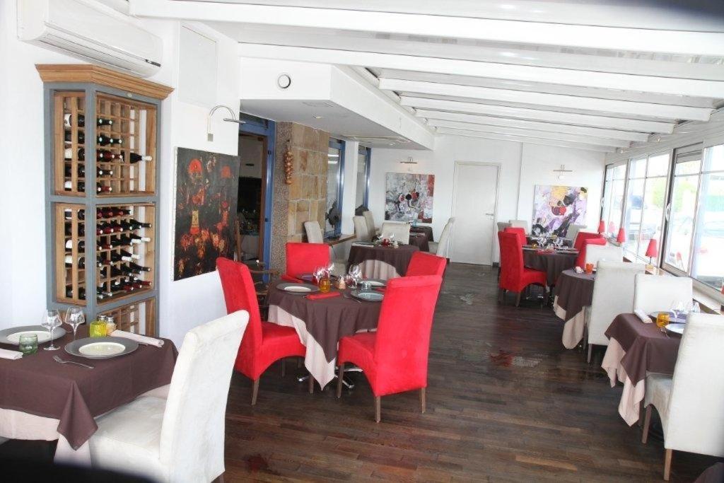 Hotel Le Suroit Perros-Guirec Exterior photo